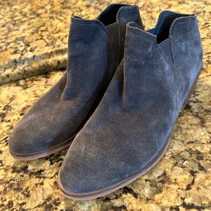 Dolce Vita suede booties